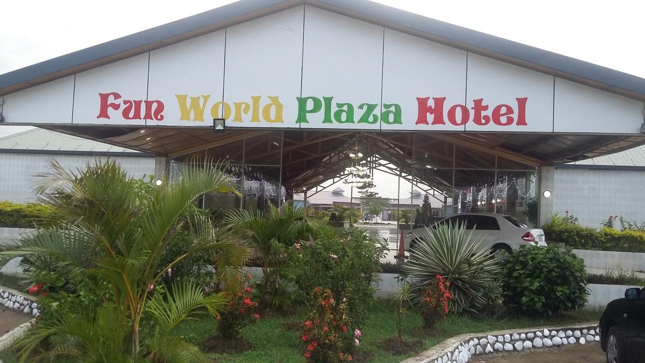Funworld Plaza Hotel Нанди Экстерьер фото